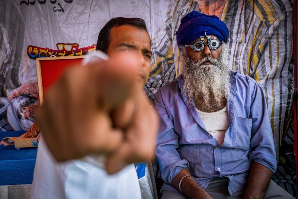 Trucking in india | Eye Camps for Indian truck drivers